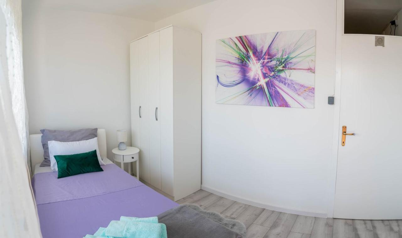 Apartman M Knin Exterior foto