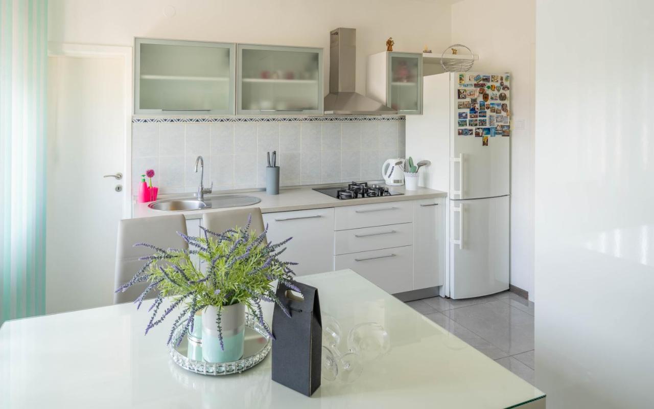 Apartman M Knin Exterior foto