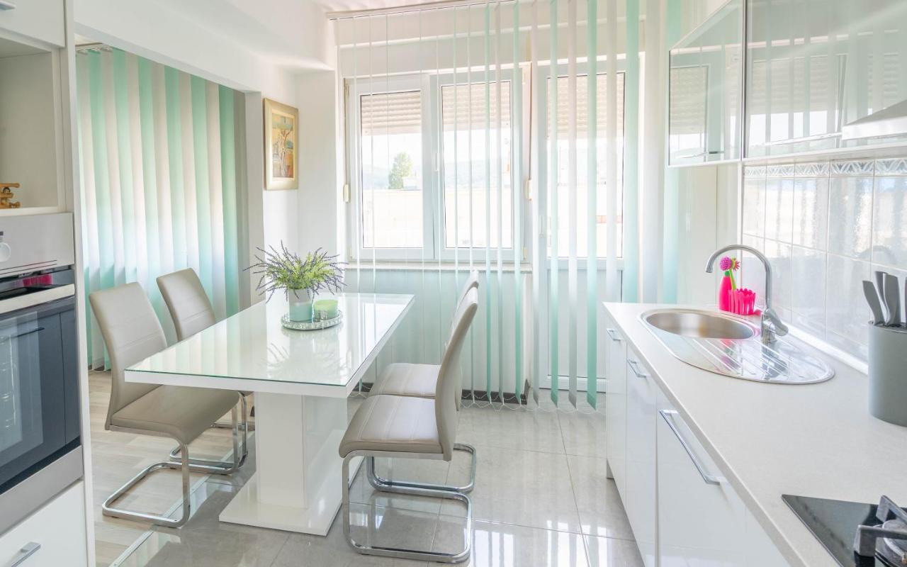 Apartman M Knin Exterior foto